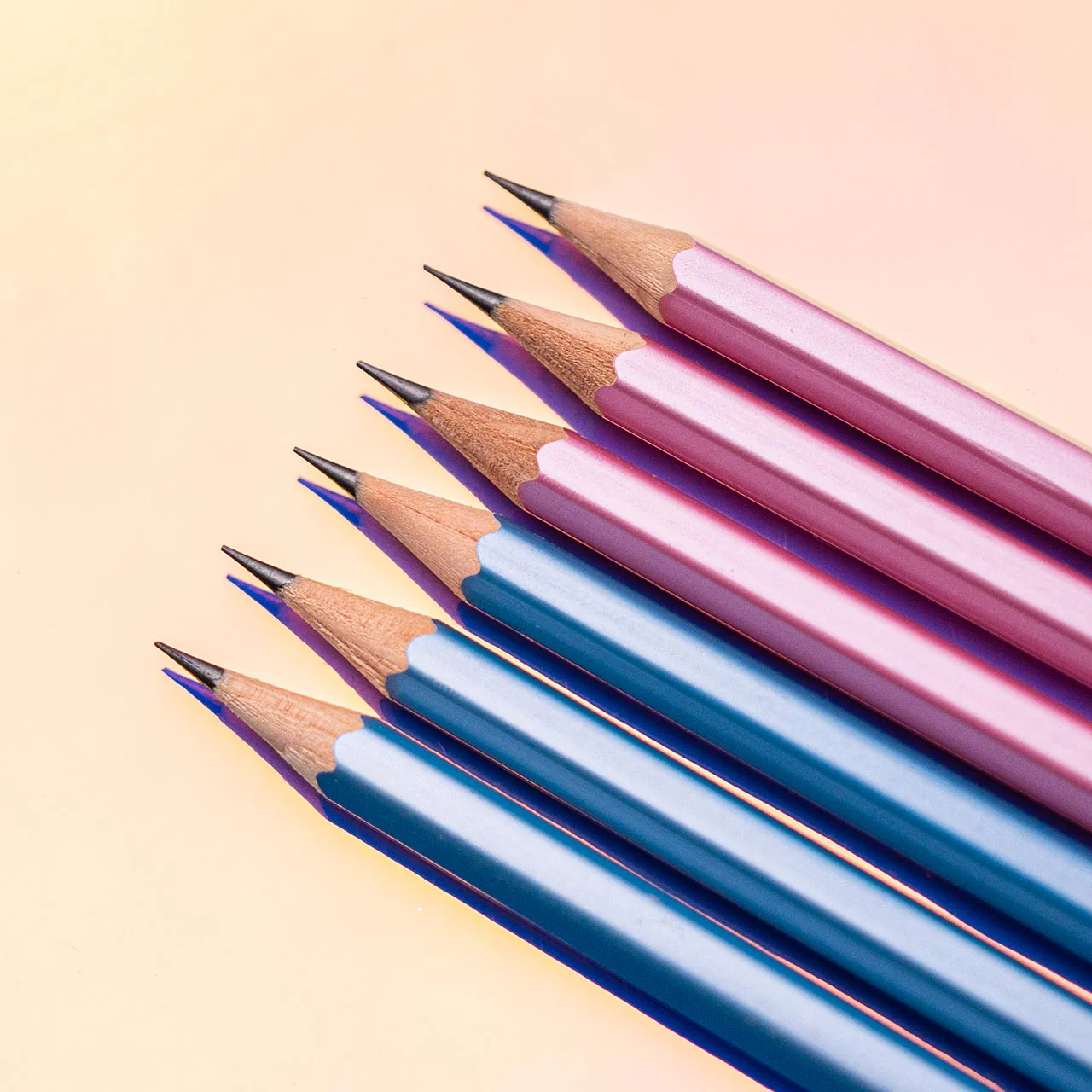 Blackwing Pearl Pencils (set of 12) - Image 4