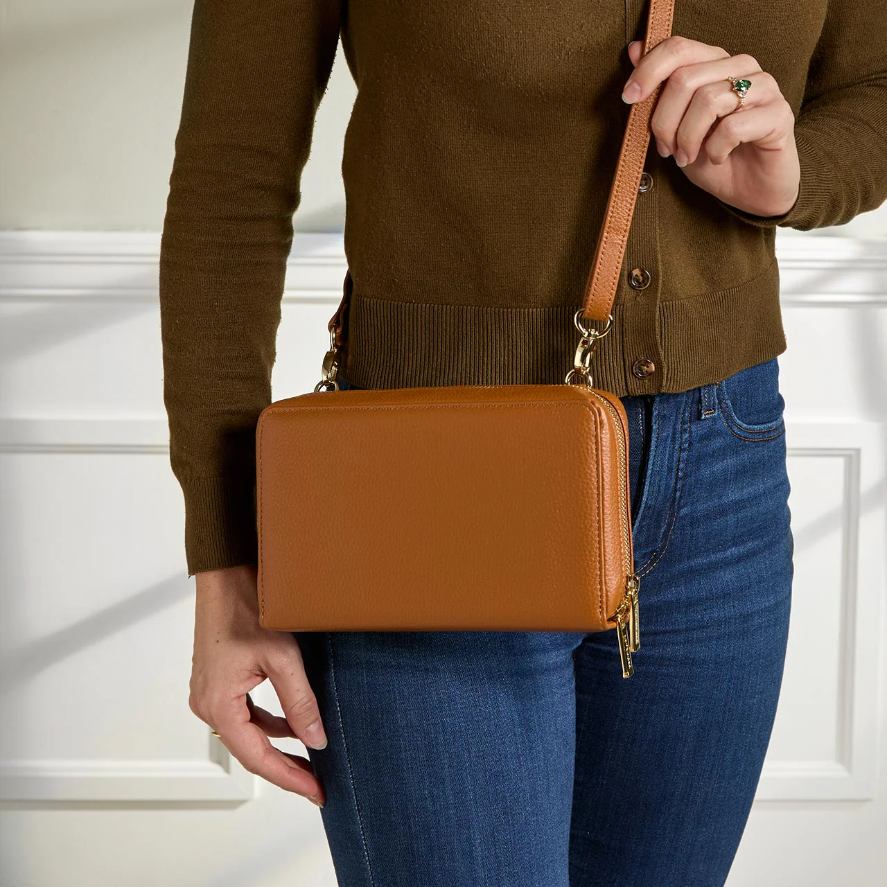 Carrie Classic Clutch - Image 13