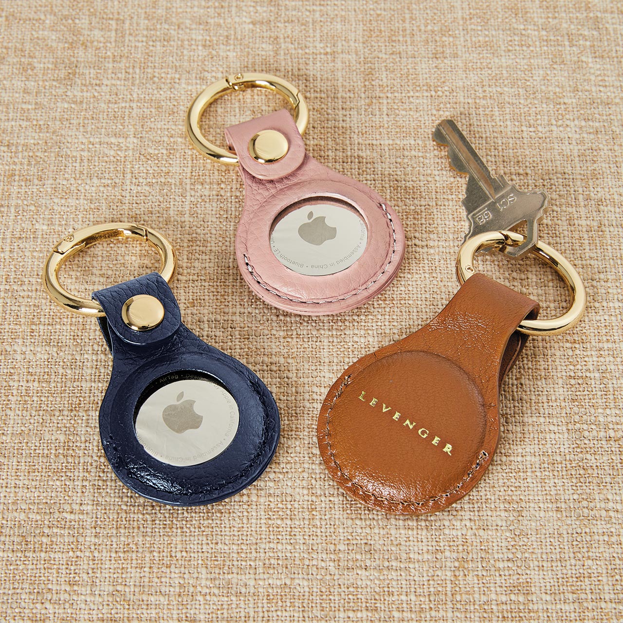 Carrie Leather Smart Tag Key Fob - Image 7
