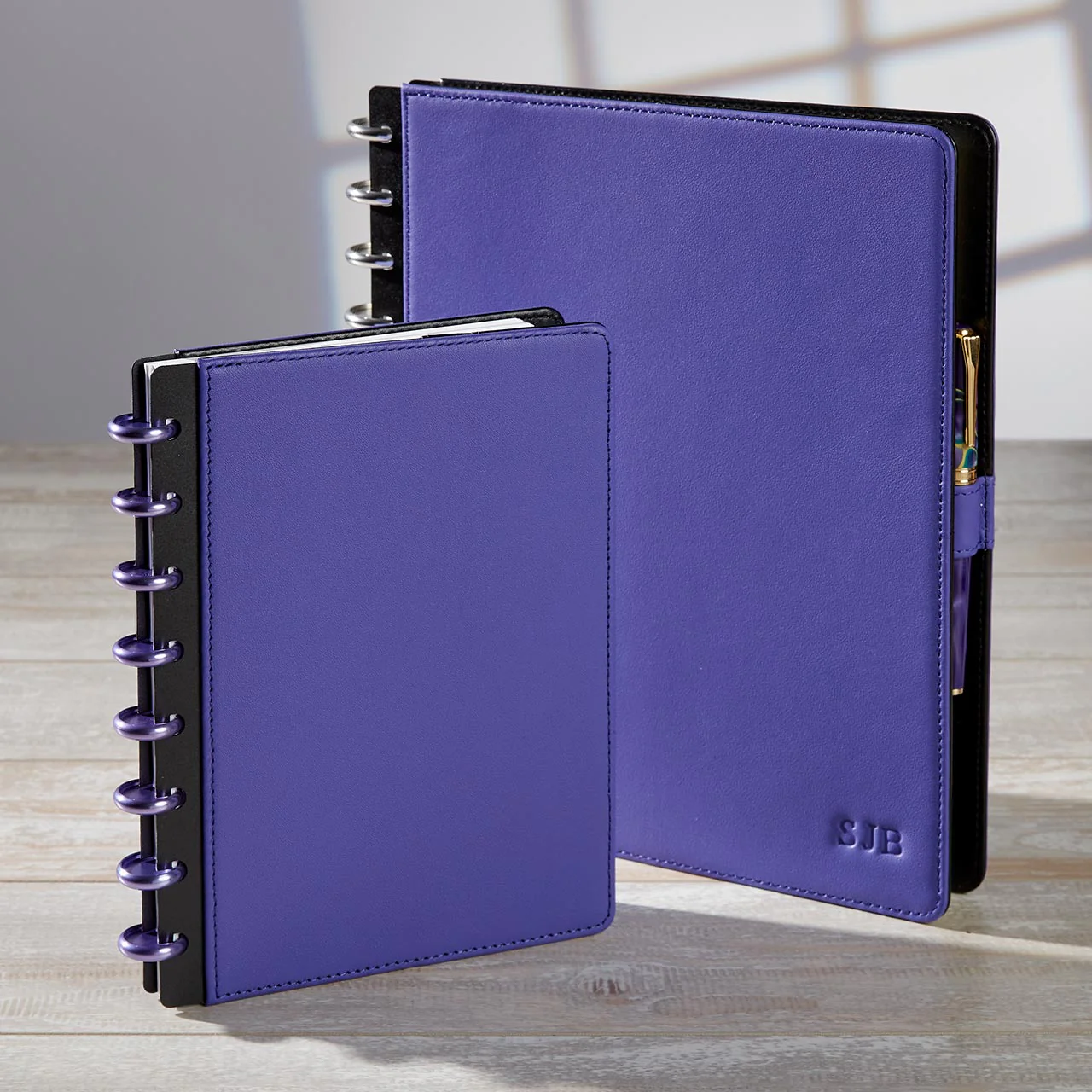 Circa Leather Discbound Notebook - Image 4