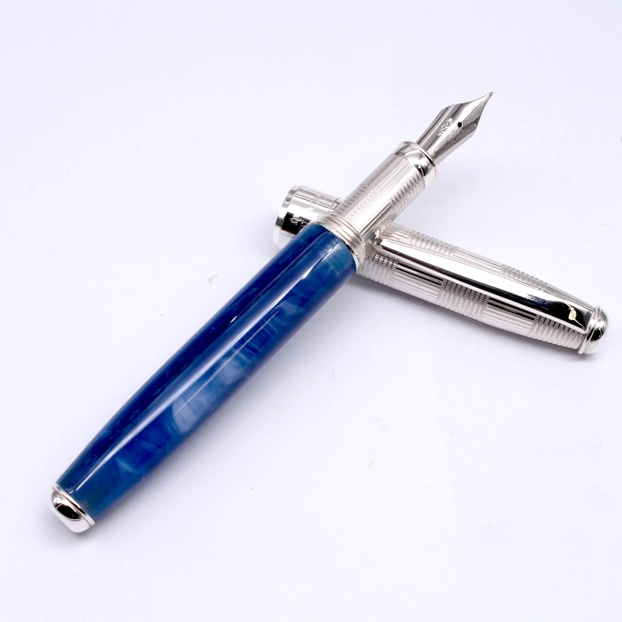 Grifos Classica Shades of Blue Fountain Pen - Image 6