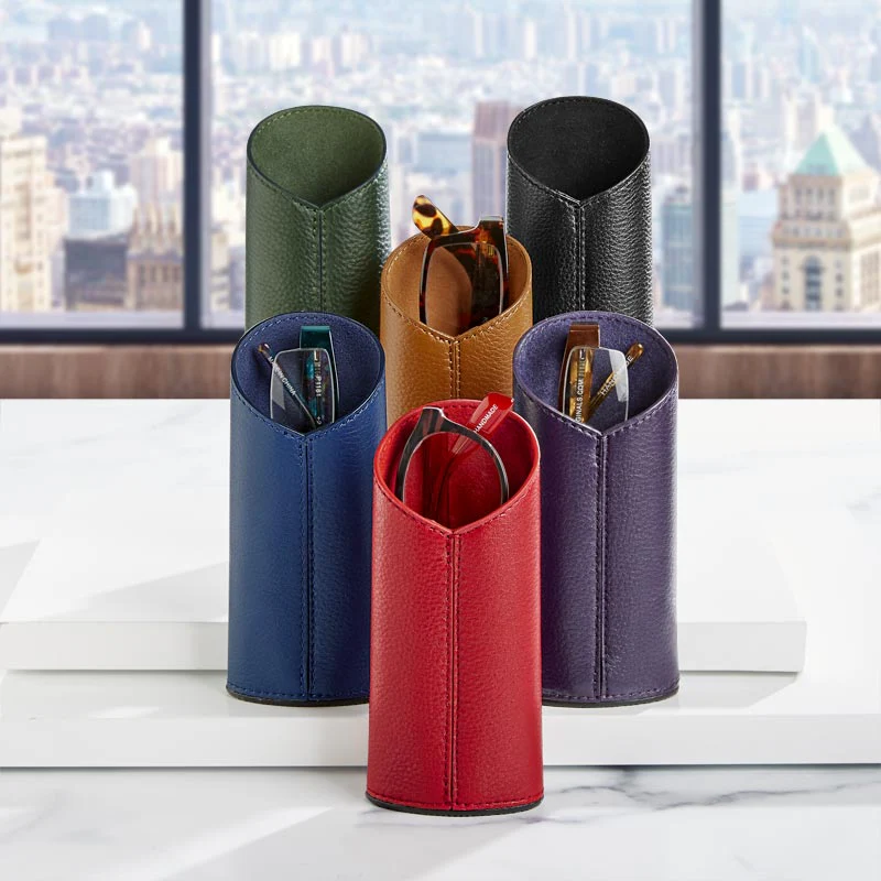 Trophy Eyeglass Stand - Image 11