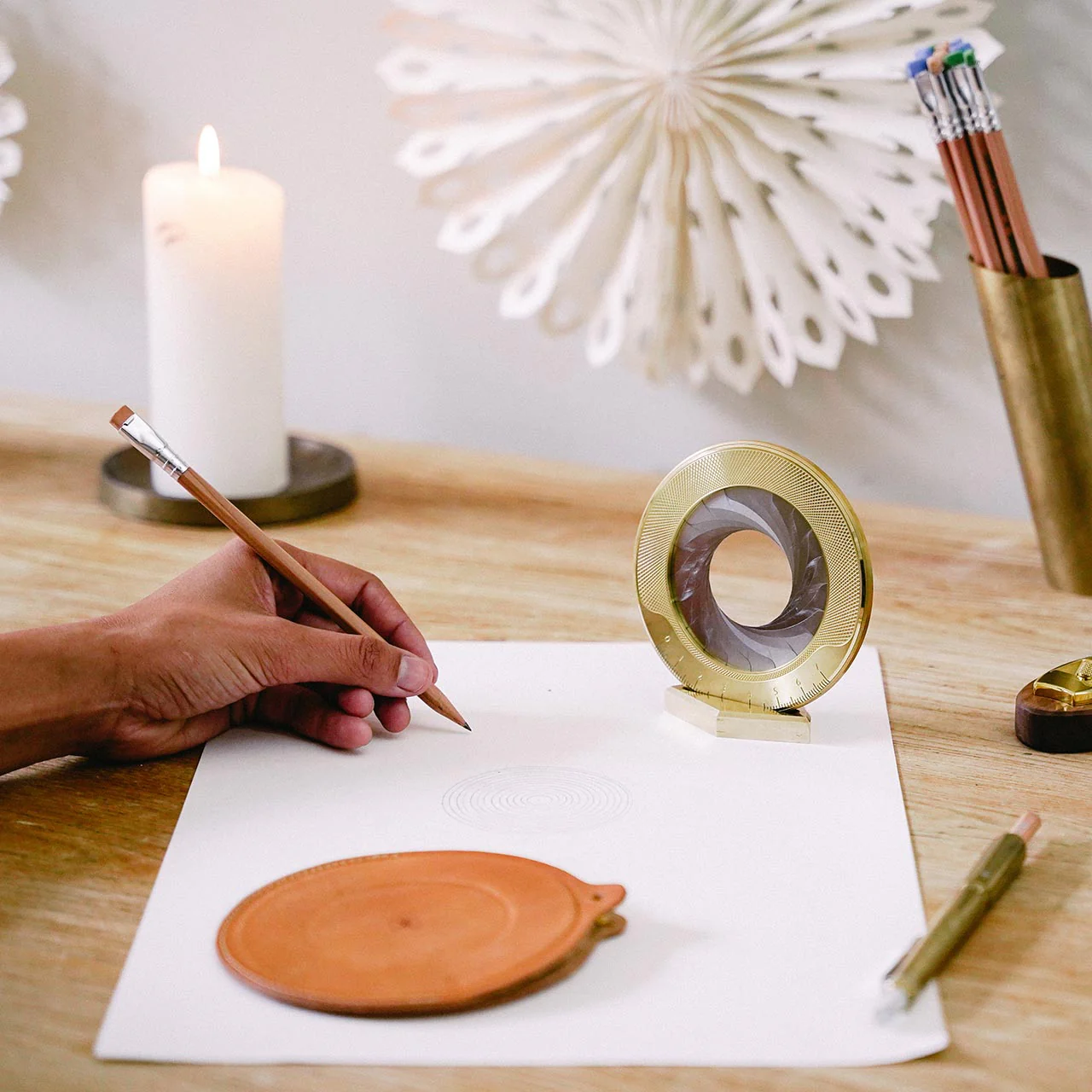 Makers Cabinet Iris Circle Drawing Tool - Image 5