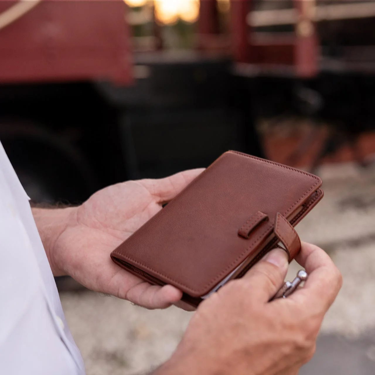 Montana True Notes Leather Folio - Image 6