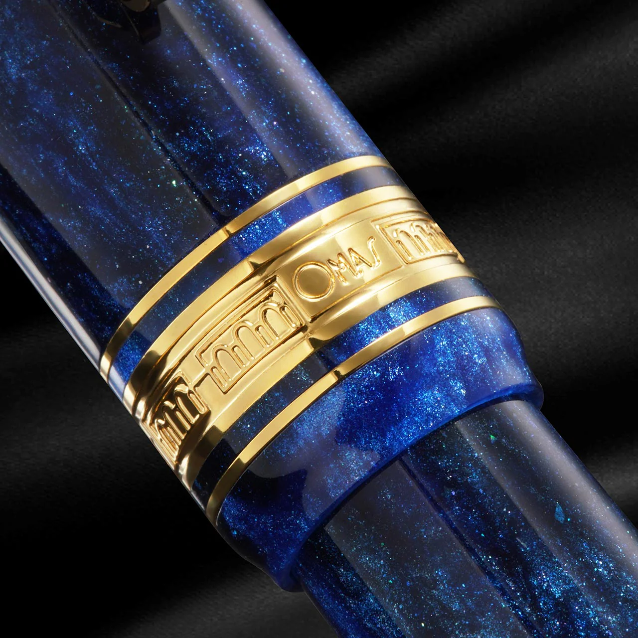 Omas Bologna Azzurro Diamante Fountain Pen - Image 4