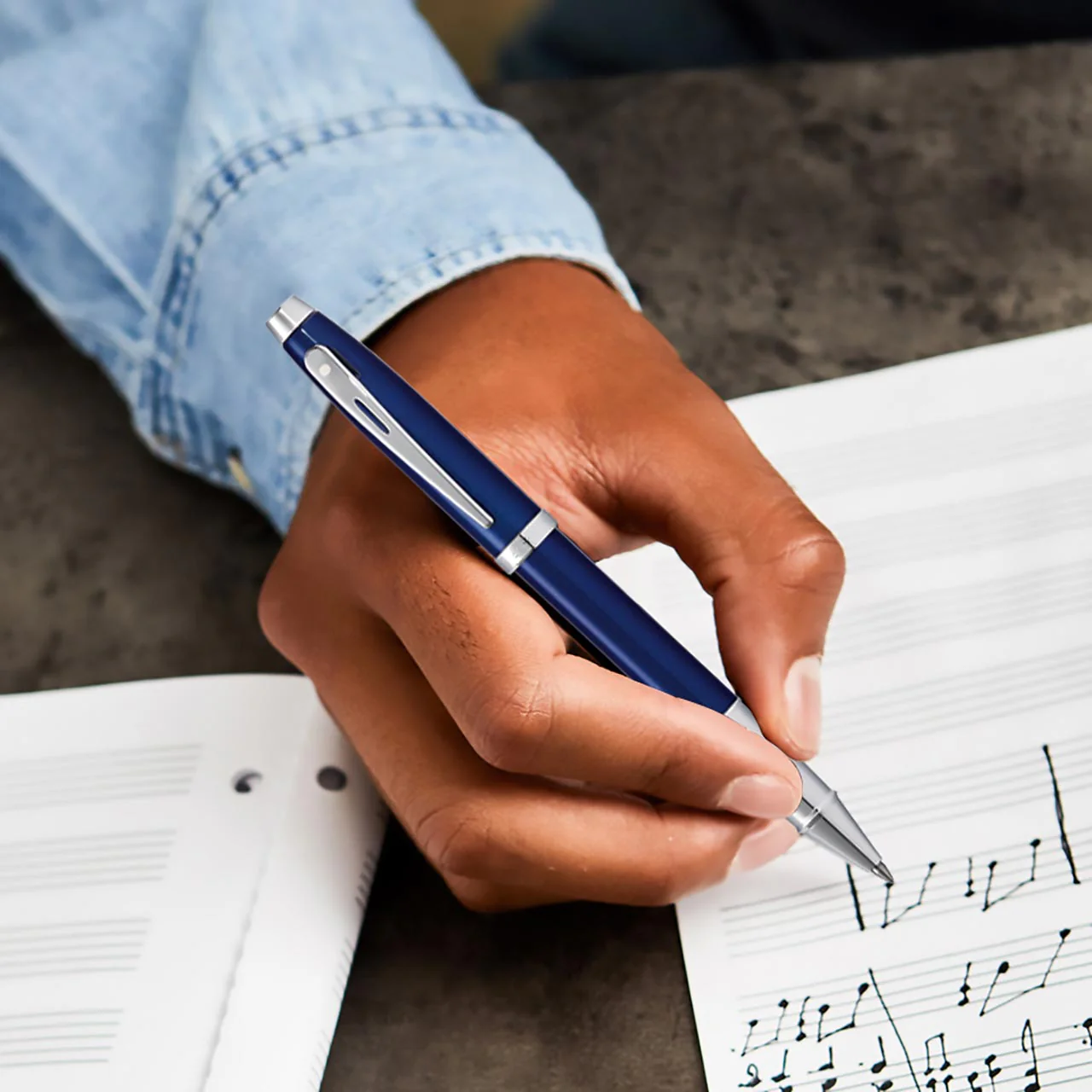 Sheaffer 100 Glossy Blue with Chrome Pen - Image 2