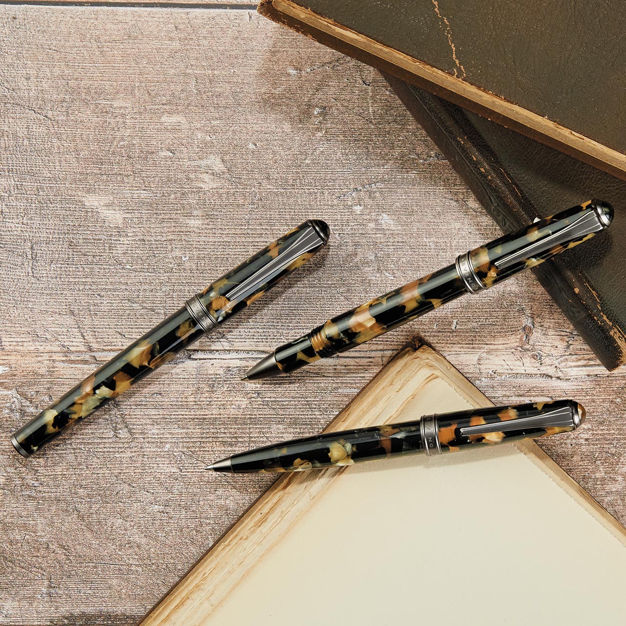 True Writer Classic Smoky Tortoise Pen - Image 5