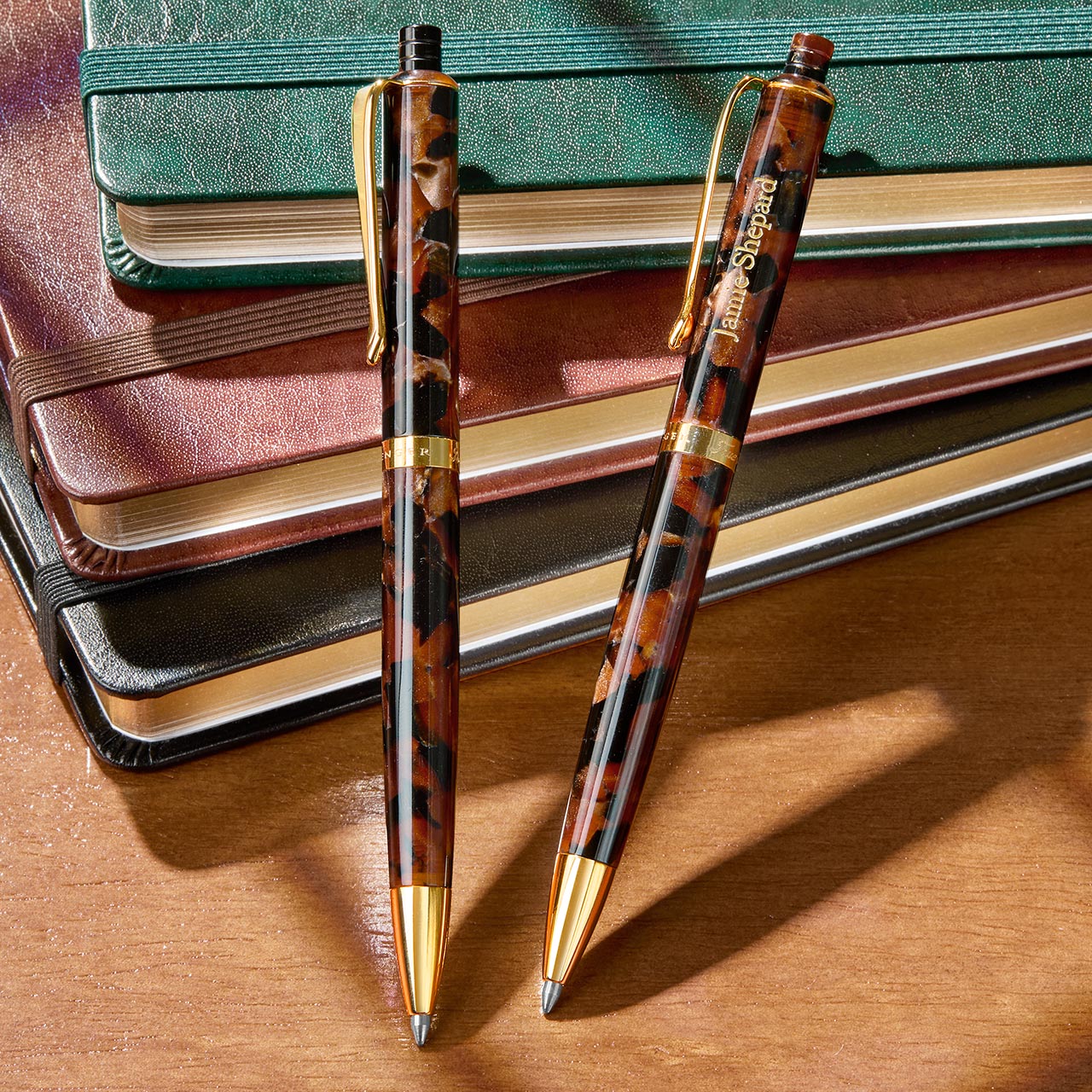 True Writer Velocity Golden Dark Tortoise Pen - Image 2